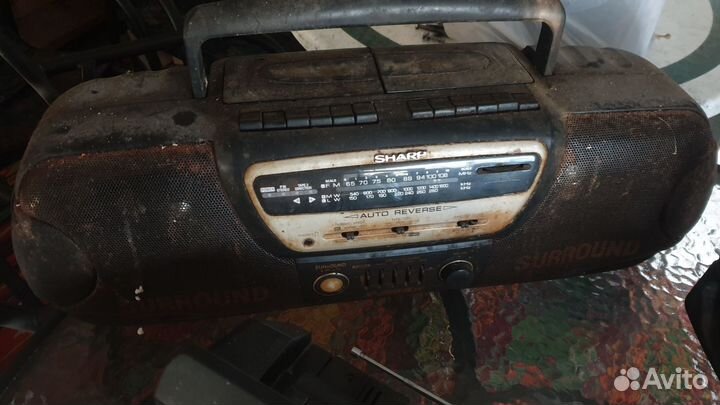 Кассетный магнитофон sharp