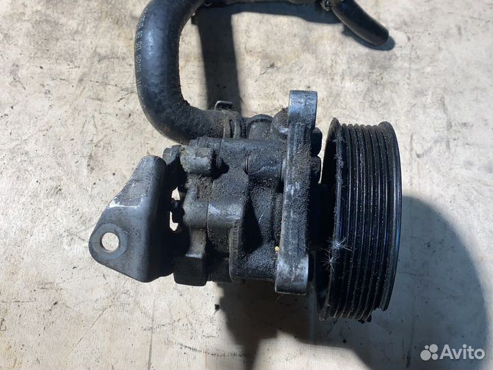 Mercedes W164 M642 насос гидроуселителя