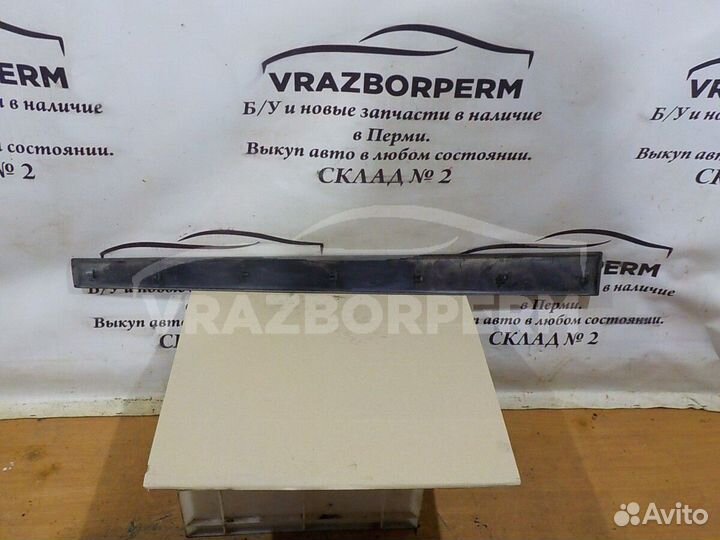 Накладка двери (молдинг) передн. лев. Kia RIO