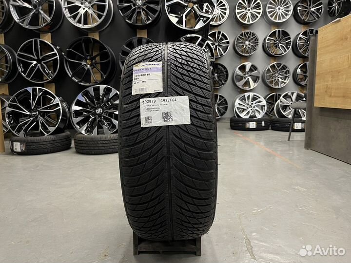 Michelin Pilot Alpin 5 245/40 R19 98V