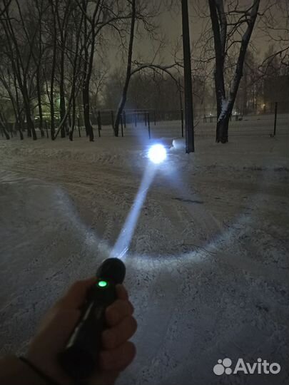 Мощный ручной 9 ядерный фонарь XHP99