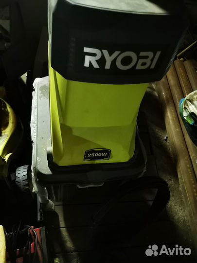 Дробилка измельчитель веток бу