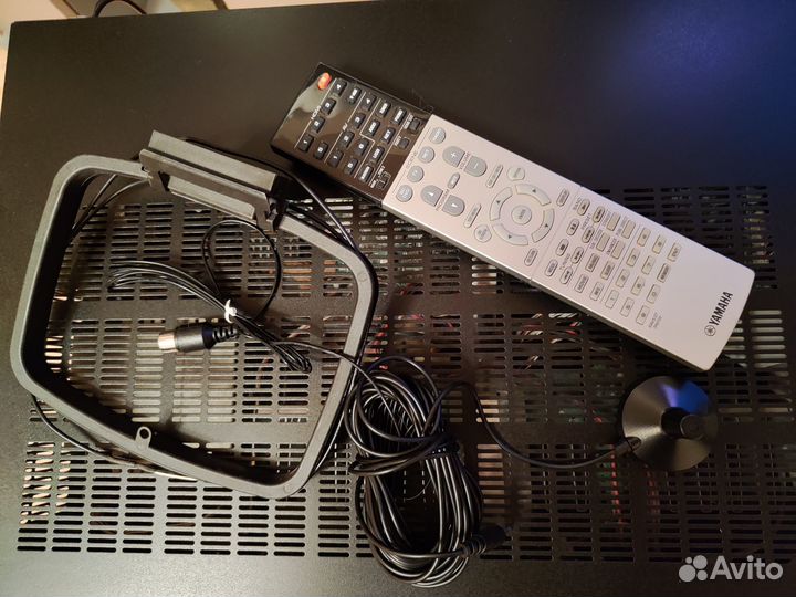 Yamaha RX-V681 Atmos WiFi Bluetooth 7.2
