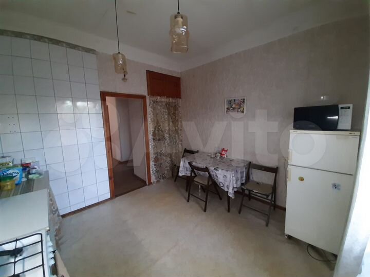 Комната 12 м² в 3-к., 2/2 эт.