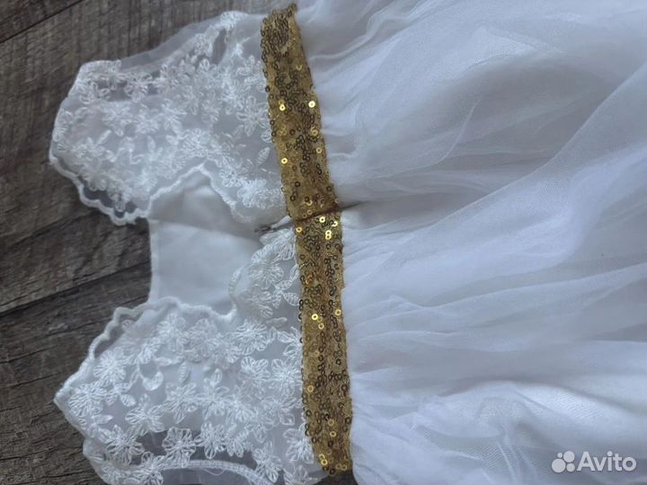 Платья и туфли нарядный