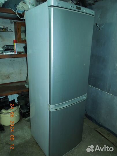 Холодильник Самсунг