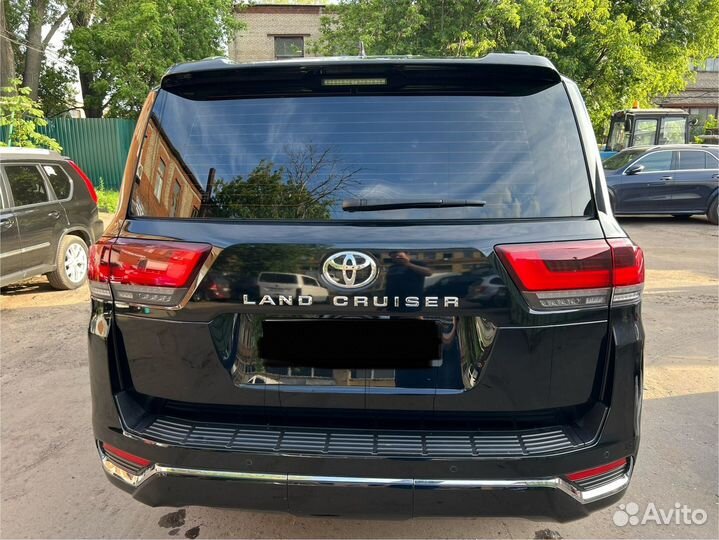 Toyota Land Cruiser 3.5 AT, 2021, битый, 32 000 км