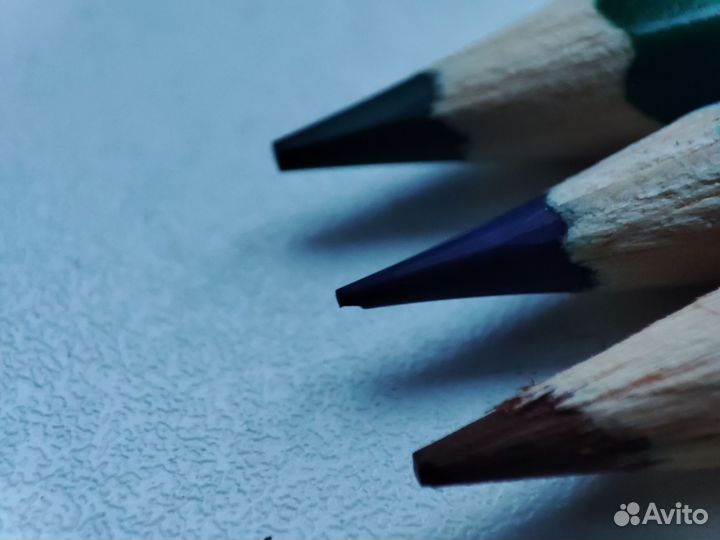 Карандаши акварельные Koh-i-noor Mondeluz и Deli