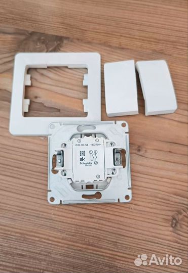 Выключатель 2 клавиши