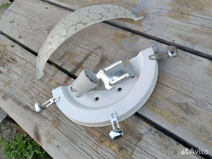 Настенный светильник бра