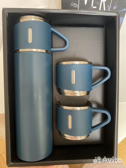 Термос с кружками