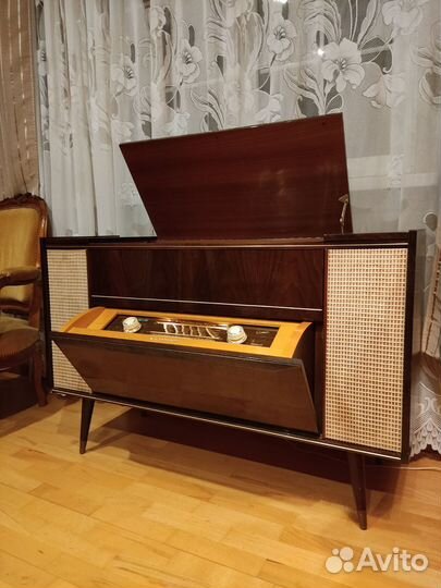 Ламповая радиола Graetz