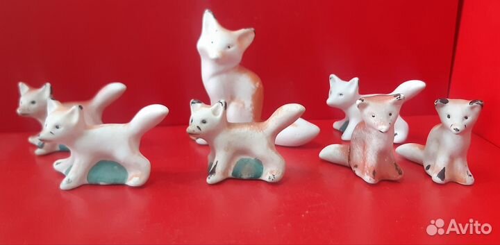 Фарфоровая композиция Лиса и лисята. Гжель 7 штук