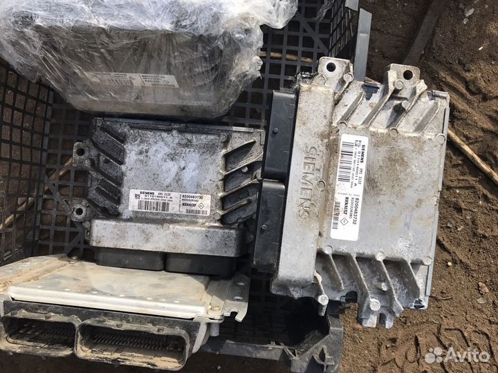 Рено Логан блоки управления.мозги