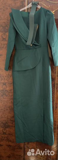 Женское вечернее платье