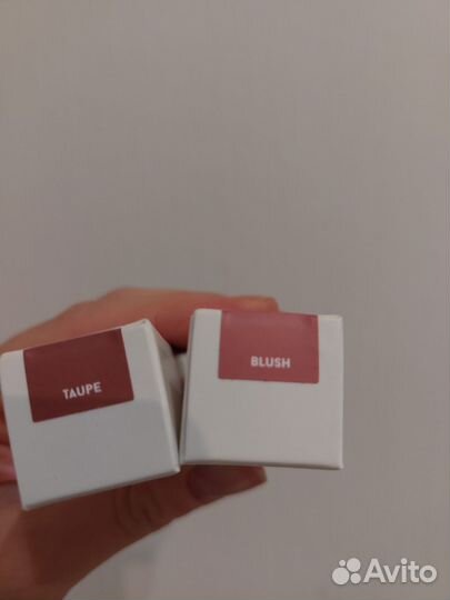 Блеск для губ Refy