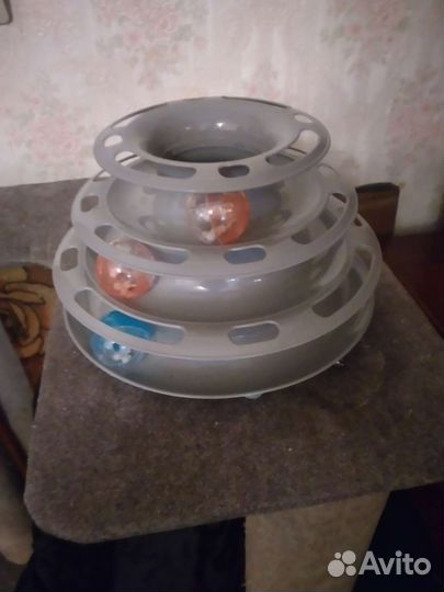 Игровая пирамида для котенка.ошейник