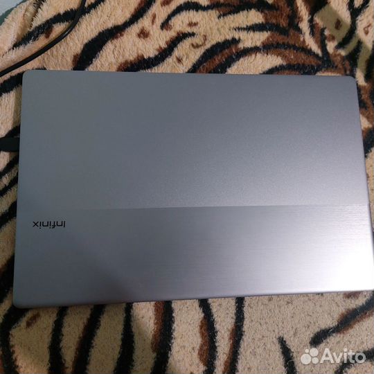 Ноутбук Infinix xl23