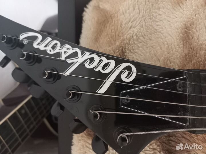 Электро гитара