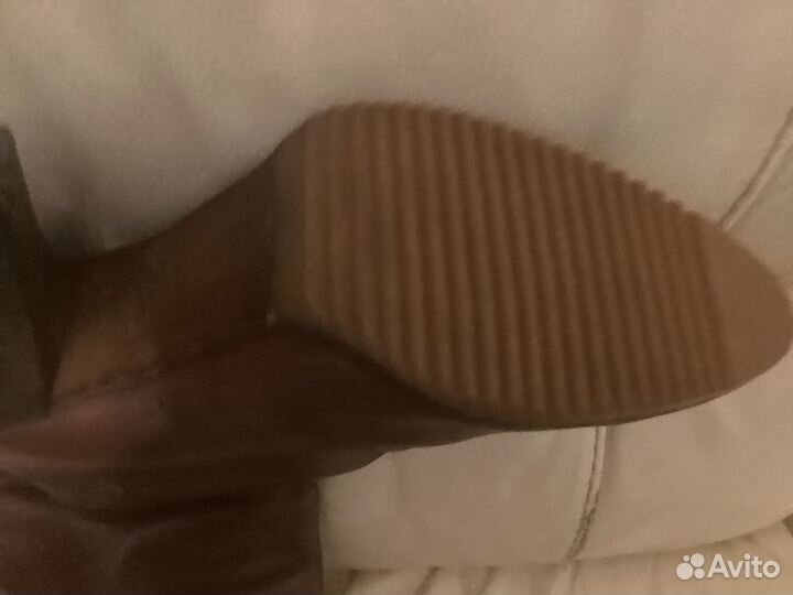 Сапоги из Италии привозили в 90 г