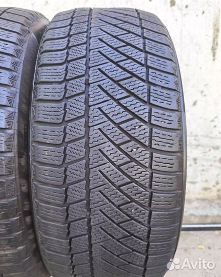 Continental ContiVikingContact 6 205/50 R17 93T