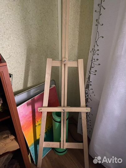 Мольберт художественный