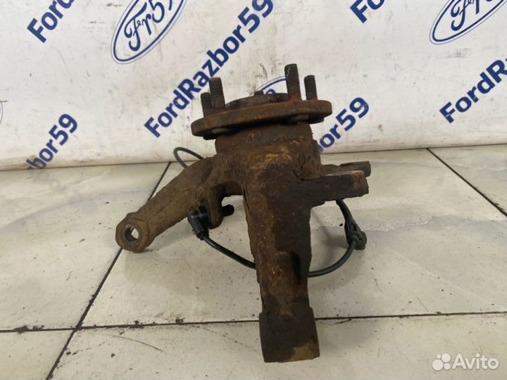 Кулак поворотный передний левый Mazda Cx-7 ER 2.3