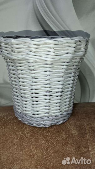 Кашпо из бумажной лозы