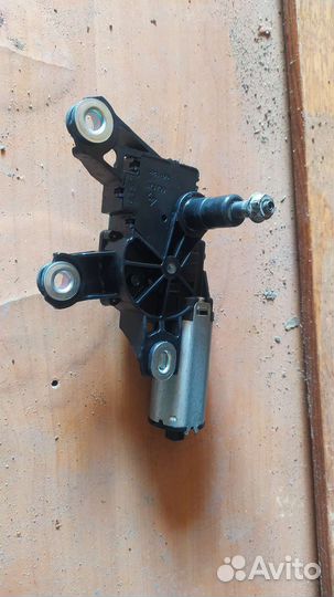 Задний моторчик дворника Сaravelle