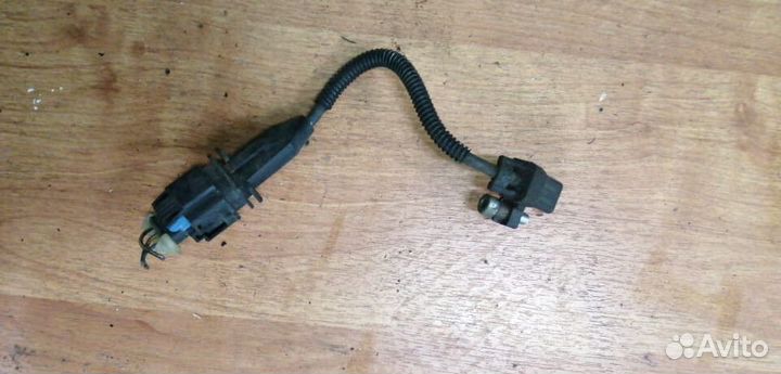 Датчик коленвала 55555806 Opel Astra H Daewoo GM