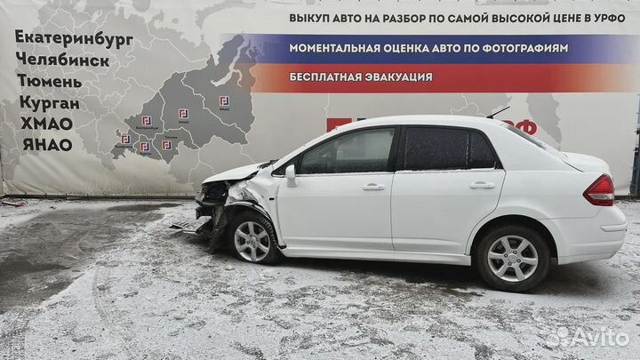 Суппорт тормозной передний правый Nissan Tiida (C11) 41001-EM10A