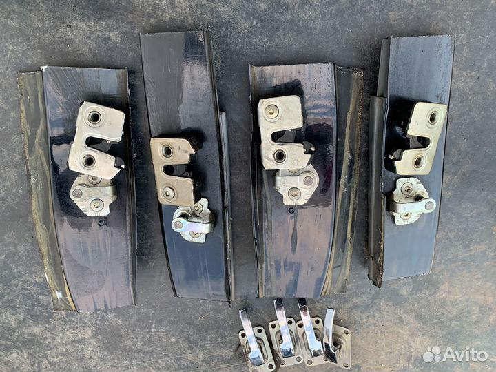 Ответки для замка двери волга 31105