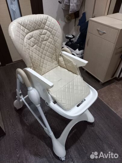 Детский стульчик для кормления