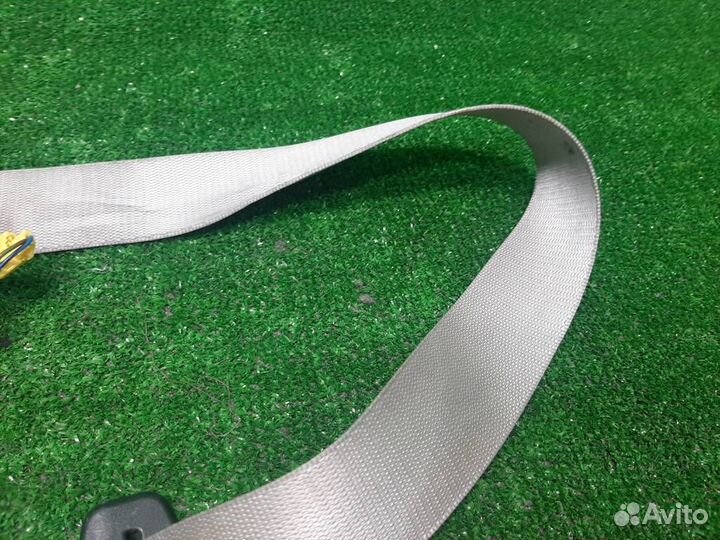 Ремень безопасности задний левый Mercedes Benz E