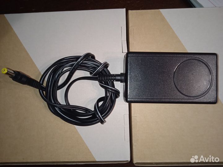 Блок питания/адаптер 5V/3A PW 118