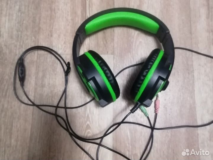 Игровые наушники