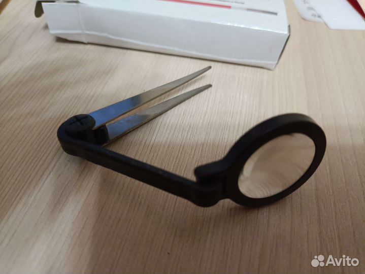 Увеличительная лупа