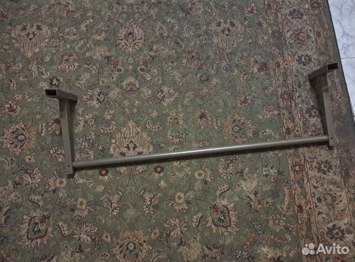 Турник настенный метал