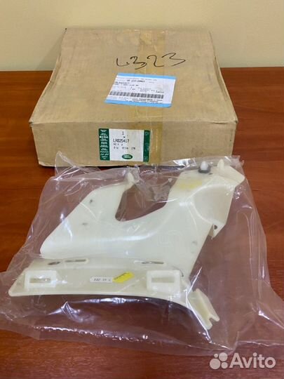 Панель угла заднего range rover evoque