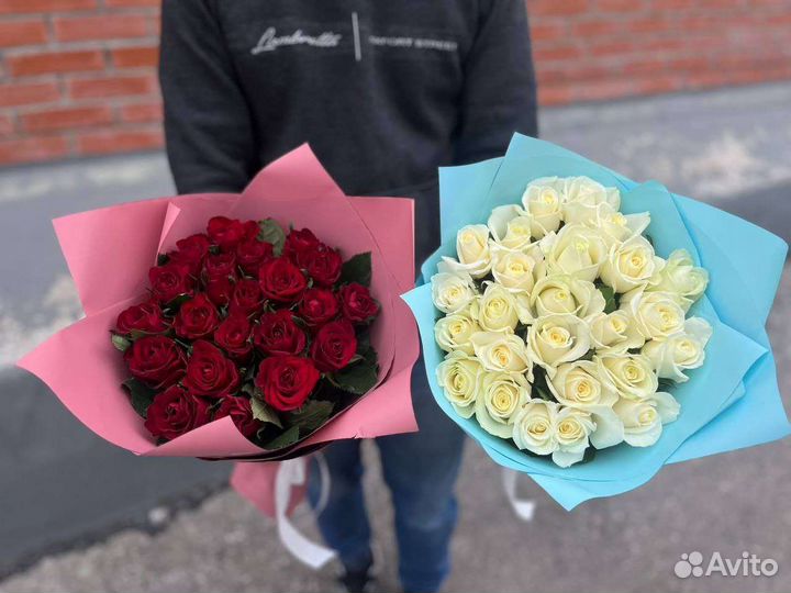 Букет роз для неё и для него. 25 роз