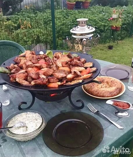 Садж чугунный с кованной подставкой