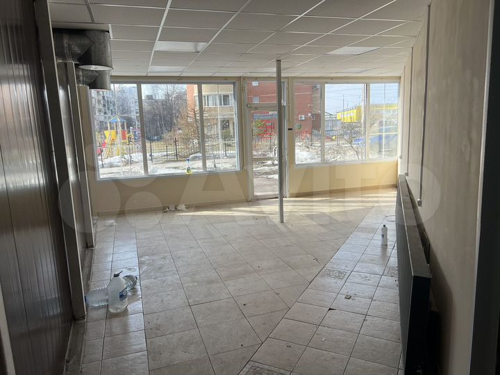 Торговая площадь, 35 м²