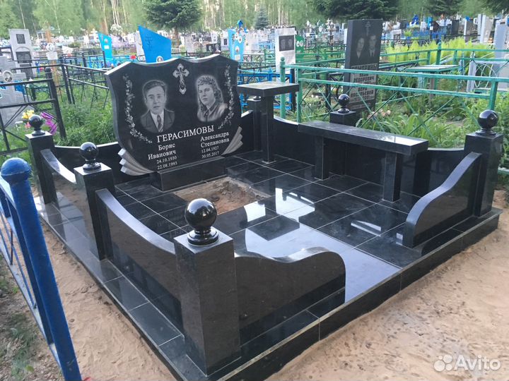 Памятники от производителя