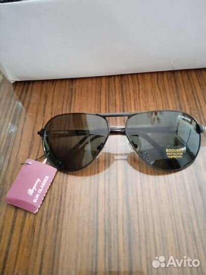 Солнцезащитные очки