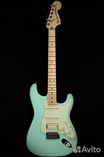 Электрогитара Fender Stratocaster USA + Аксессуары