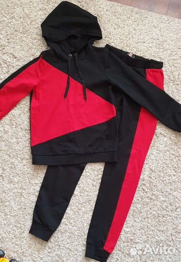 Спортивный костюм женский, 42