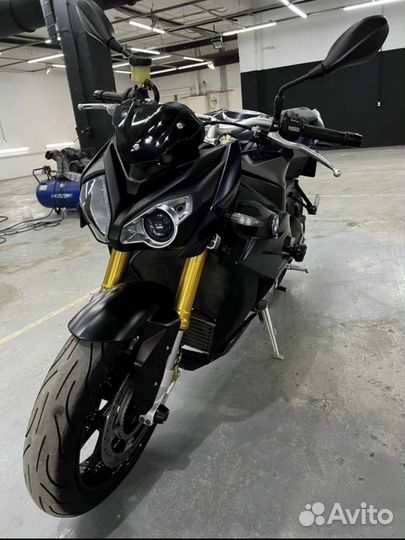 Bmw s1000r
