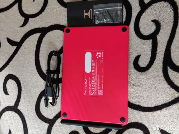 Графический планшет One by Wacom