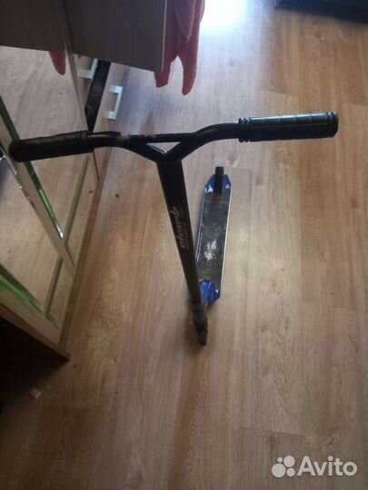 Трюковой самокат shark hic