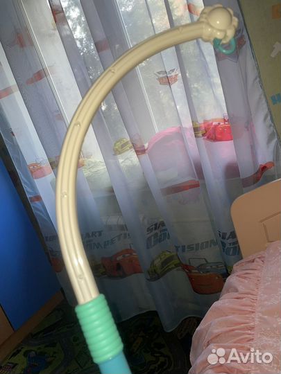 Принадлежности для мобиля новые